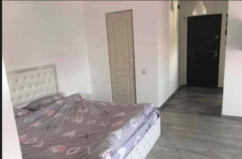 Metroul 1 Decembrie, strada Trapezului, garsoniera, imobil nou 2019.